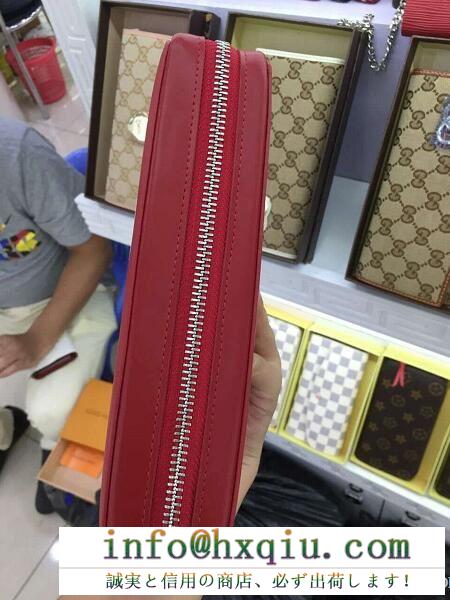 数量限定定番SUPREME シュプリーム 偽物 ポーチ 長財布 小物入れ 使いやすい 大容量 収納力 ファスナー 2色可選