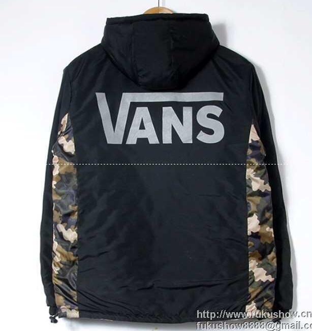 2017-2017年モデル入荷 vans バンズ ダウンジャケット メンズ ブラック カモ ロゴ入り ブルゾン 防寒着アウター コート メンズファッション