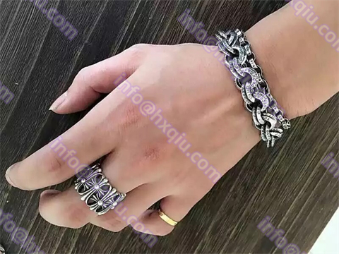 CHROME HEARTS レターダブルループブレスレット