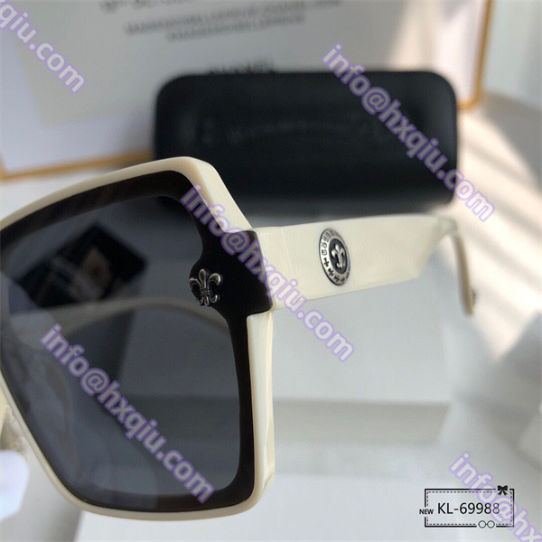Chrome hearts サングラス 偽物