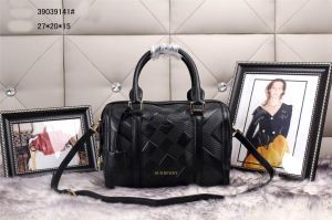 BURBERRY バーバリー 2014 めちゃくちゃお得 レディースバッグ 39039141