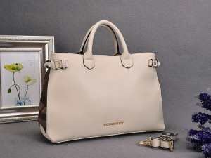 2015春夏 美品！BURBERRY バーバリー ハンドバッグ 39621761