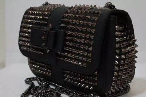 個性派 2015春夏 クリスチャンルブタン Christian Louboutin スパイク ショルダーバッグ最高ランク