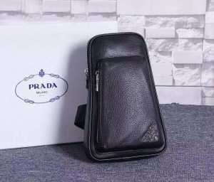 2015秋冬 欧米韓流/雑誌 PRADA プラダ 斜め掛けバッグ 605