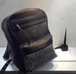 注目のアイテム　Christian Louboutin leather backpack　スタイリッシュなバッグ　ソフトな質感のバッグ　ブラック2016.