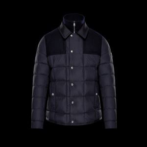 プレゼントに 2017秋冬 MONCLER モンクレール ダウンジャケット高レベルの保温性