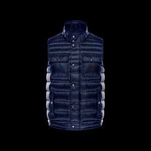 格安 MONCLER モンクレール 2017秋冬  毎日大活躍 風も通さない ダウンジャケット