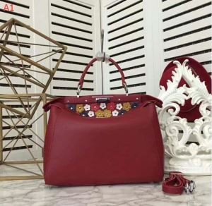 フェンディ FENDI 2017新作 3色可選 欧米韓流/雑誌 手持ち&ショルダー掛け