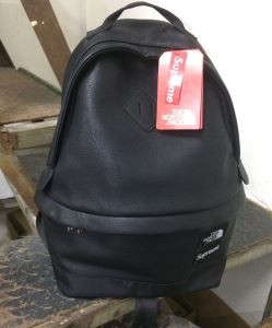2018最新入荷 SUPREMEリュック、バックパック 3色可選おしゃれも譲れない