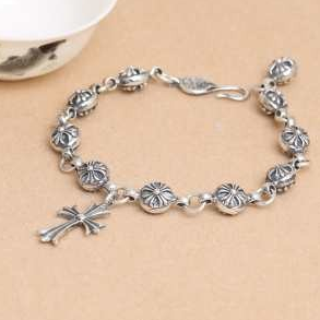 人気定番爆買いCHROME HEARTS クロム ハーツ 偽物 クロス 豪華 チェーン ブレスレット シルバー925 アクセサリー 男女兼用