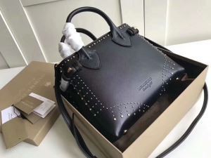 魅力ファッション　 2018春夏新作バーバリー BURBERRY 豊富なサイズ