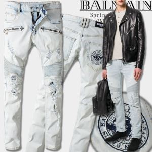 目が離せないアイテムBALMAIN 2018おすすめジーンズぐんぐん伸びるストレッチなデニム バルマン