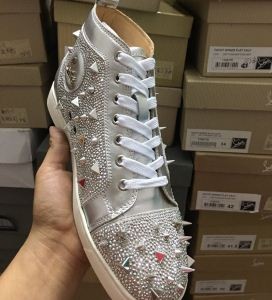 2018人気定番爆買いChristian Louboutinクリスチャンルブタン 靴 コピースタッズカジュアルハイカットスニーカー