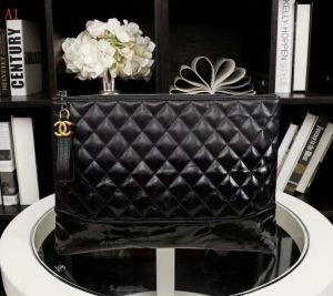 2018一番最高人気 クラッチバッグ 3色可選 シャネル CHANEL 数量限定先行入荷