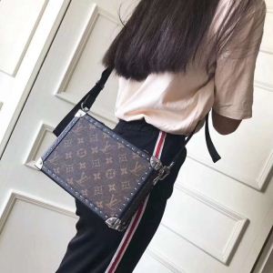 2018年モデル LOUIS VUITTON ルイ ヴィトン 絶対欲しい新作 ショルダーバッグ 数量限定先行入荷