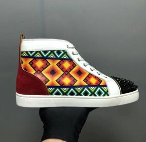 ハイトップシューズ旬スタイルに早変わり! クリスチャンルブタンCHRISTIAN LOUBOUTIN