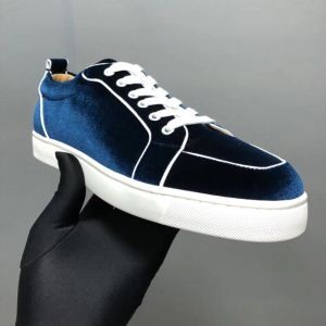 相性の良い クリスチャンルブタン CHRISTIAN LOUBOUTIN ！スニーカー、靴