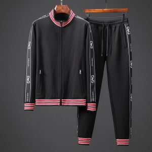 ドルチェ＆ガッバーナ Dolce&Gabbana 秋冬の定番アイテム 上下セット 人気の商品