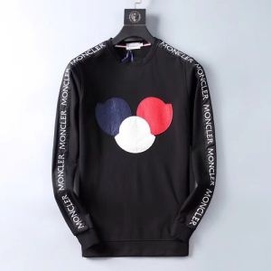 誰も活躍したアイテム 長袖Tシャツ モンクレール MONCLER 3色可選 おしゃれな人気