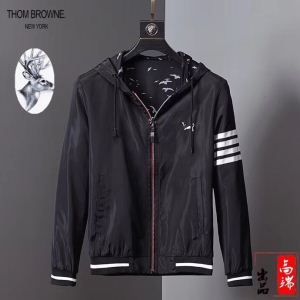 トムブラウン THOM BROWNE ジャケット コピー春まで着れる軽量ジャケットオシャレ大人気メンズトレンドデザインアウター