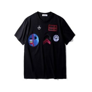 GIVENCHYジバンシー Tシャツ コピーシンプルながらインパクトのある定番なデザインとして人気のヴィンテージプリント半袖