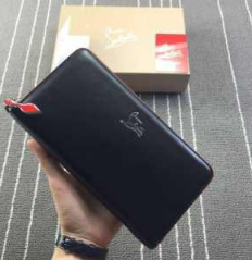 Christian Louboutinクリスチャンルブタン 財布 コピー2018秋冬新作1185061CM6Sファスナー開閉式シンプルなブラックレザー長財布