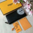 独特なシボ感FENDIフェンディ 財布 コピーシンプルなデザインメンズブラックカーフレザージップアップロングウォレット