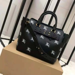 2018一番最高人気 バーバリー ワンショルダーバッグ BURBERRY 稀少*新品登場 2色可選 国内在庫有