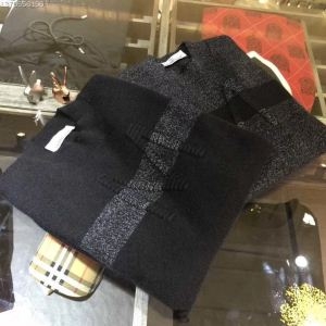 プルオーバー 2色可選 高級感ある大人の どの年代にも好感度 MONCLER モンクレール