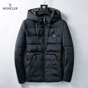 存在感がある 話題の新作 人気急上昇 モンクレール MONCLER ダウンジャケット