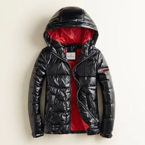大人気で争奪戦 絶対的入手困難激レア MONCLER モンクレール ダウンジャケット 超カッコイイ