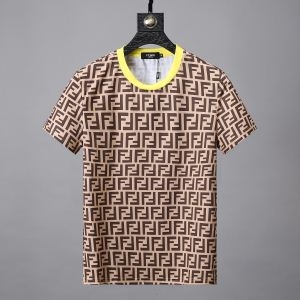 VIP価格FENDIフェンディ tシャツ コピーFY0936A6ZUF0QT2肌触り柔らかなブラウンコットンメンズクルーネック半袖