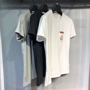 MONCLERモンクレール tシャツ コピーロゴパッチラウンドネックショートスリーブカジュアル半袖タイプセレブ愛用