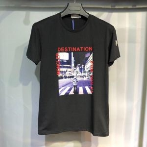 2019年春夏新作モンクレール 服 コピーMoncler都会のスタイリッシュな男性に相応しい半袖Ｔシャツ