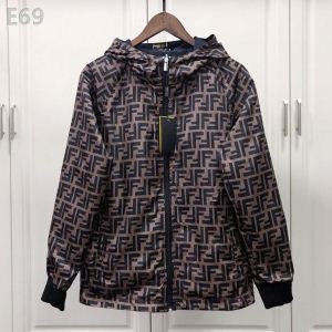 2019年春夏のトレンド FENDI フェンディ 2色可選 人気ブランド フード付きコート