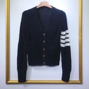 THOM BROWNE ニット メンズ 大人カジュアルを格上げ コピー Blue navy wool oversize cardigan トムブラウン ブラック コーデ 激安