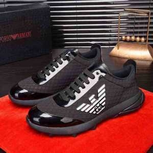 アルマーニ スニーカー メンズ スタイリッシュな雰囲気が漂う限定品 ARMANI コピー ブラック デイリー コーデ 相性抜群 VIP価格