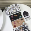 プラダ 長財布 人気 個性を引き出す限定新作 PRADA レディース コピー パッチ ユニーク ブラック カーキ 通勤通学 日常 お買い得