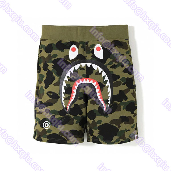 ベイシング エイプ A BATHING APE カジュアルショーツ