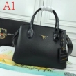 ショルダーバッグ 定番 PRADA より軽やかさをアップ レディース ブランド コピー プラダ 4色 2020人気 通勤通学 お買い得