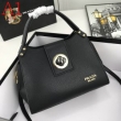 旬で軽やかな大人コーデ PRADA ショルダーバッグ プラダ バッグ 安い レディース コピー レザー 大容量 通勤通学 お買い得